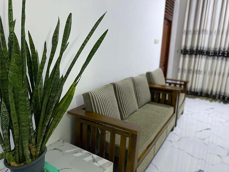 Room 8