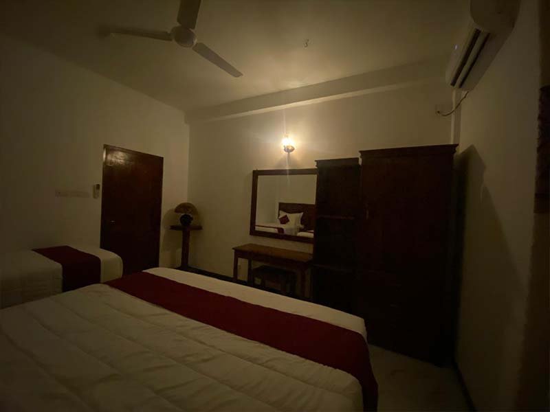 Room 8